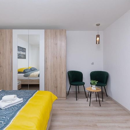 Apartment Ena Near Pula Amphitheater Exteriér fotografie
